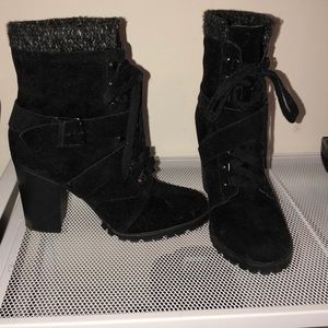 High heel boots, black